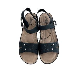 NWT American Exchange comfort sandals